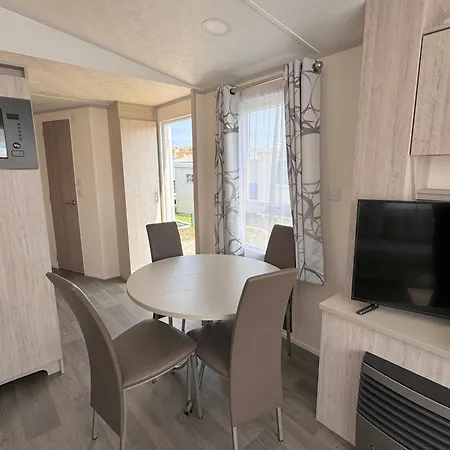 Camping Oasis 2 Slpk Caravan 'topaz' * أوستيند