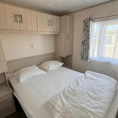 مكان تخييم Camping Oasis 2 Slpk Caravan 'topaz' *